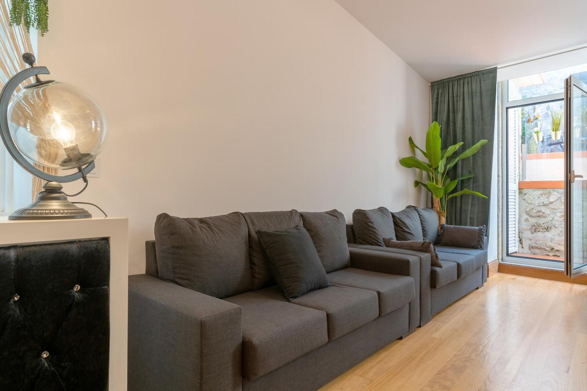 Cozy Nest Hostel Porto Ngoại thất bức ảnh