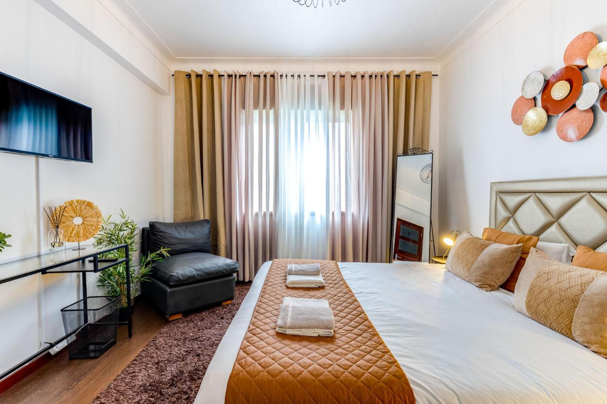 Cozy Nest Hostel Porto Ngoại thất bức ảnh
