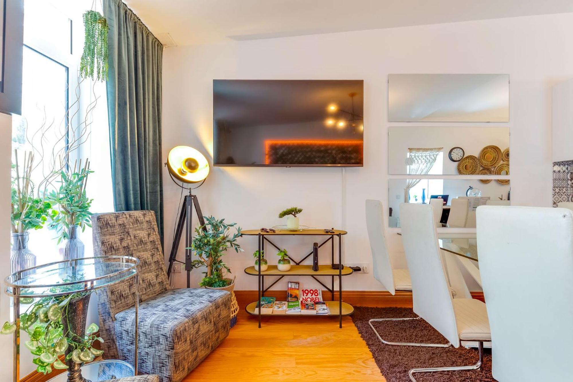 Cozy Nest Hostel Porto Ngoại thất bức ảnh