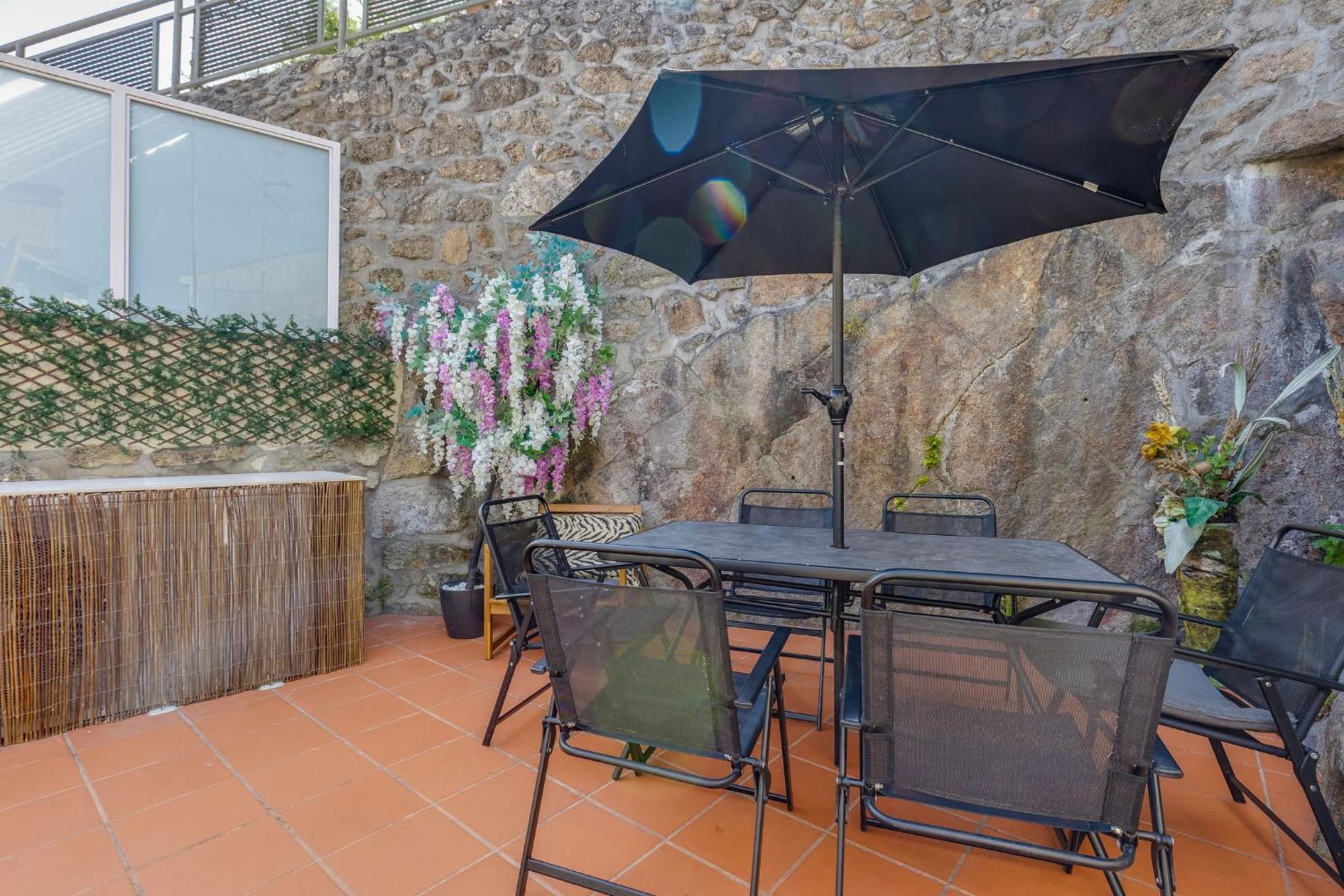 Cozy Nest Hostel Porto Ngoại thất bức ảnh