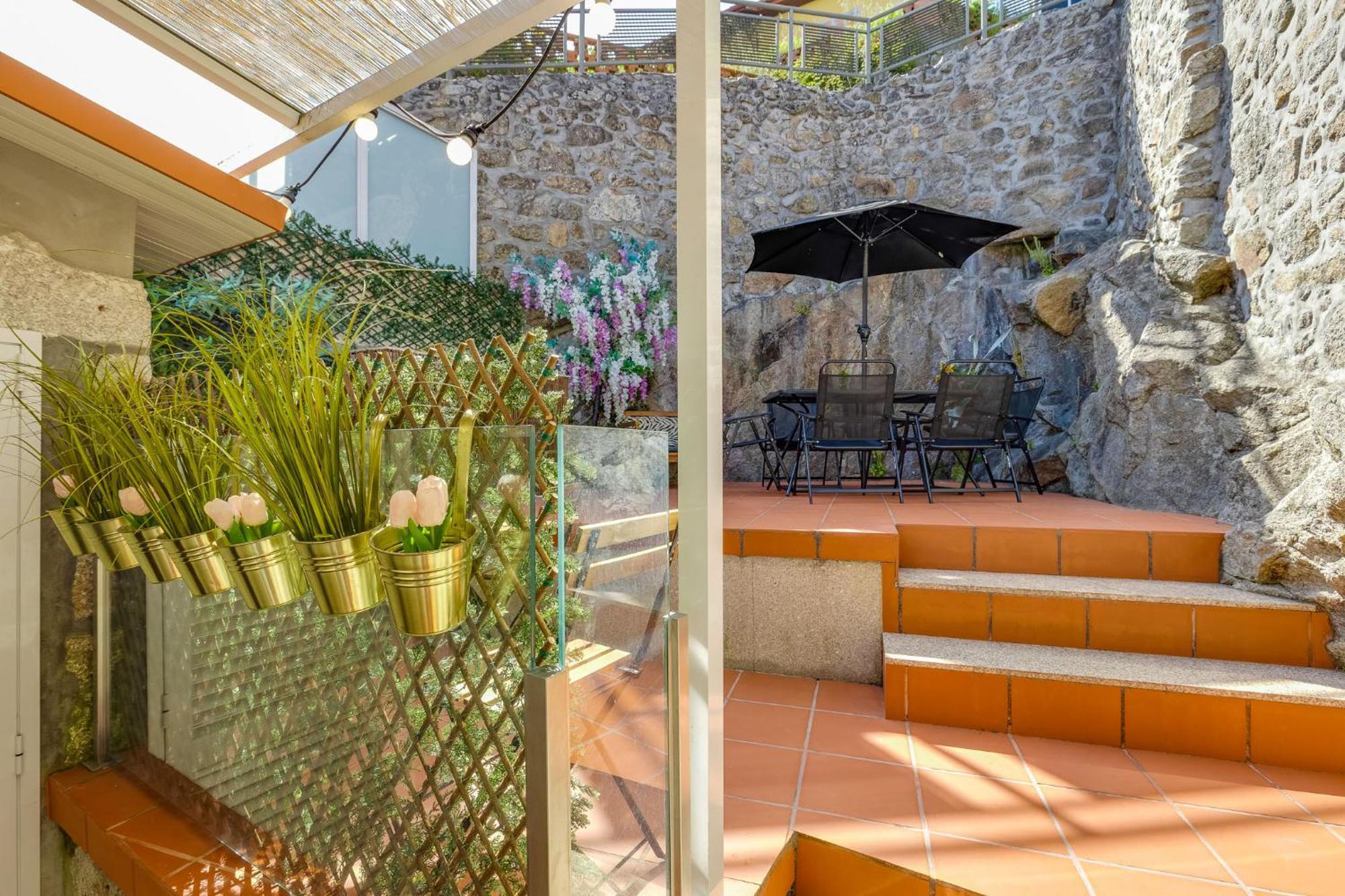 Cozy Nest Hostel Porto Ngoại thất bức ảnh
