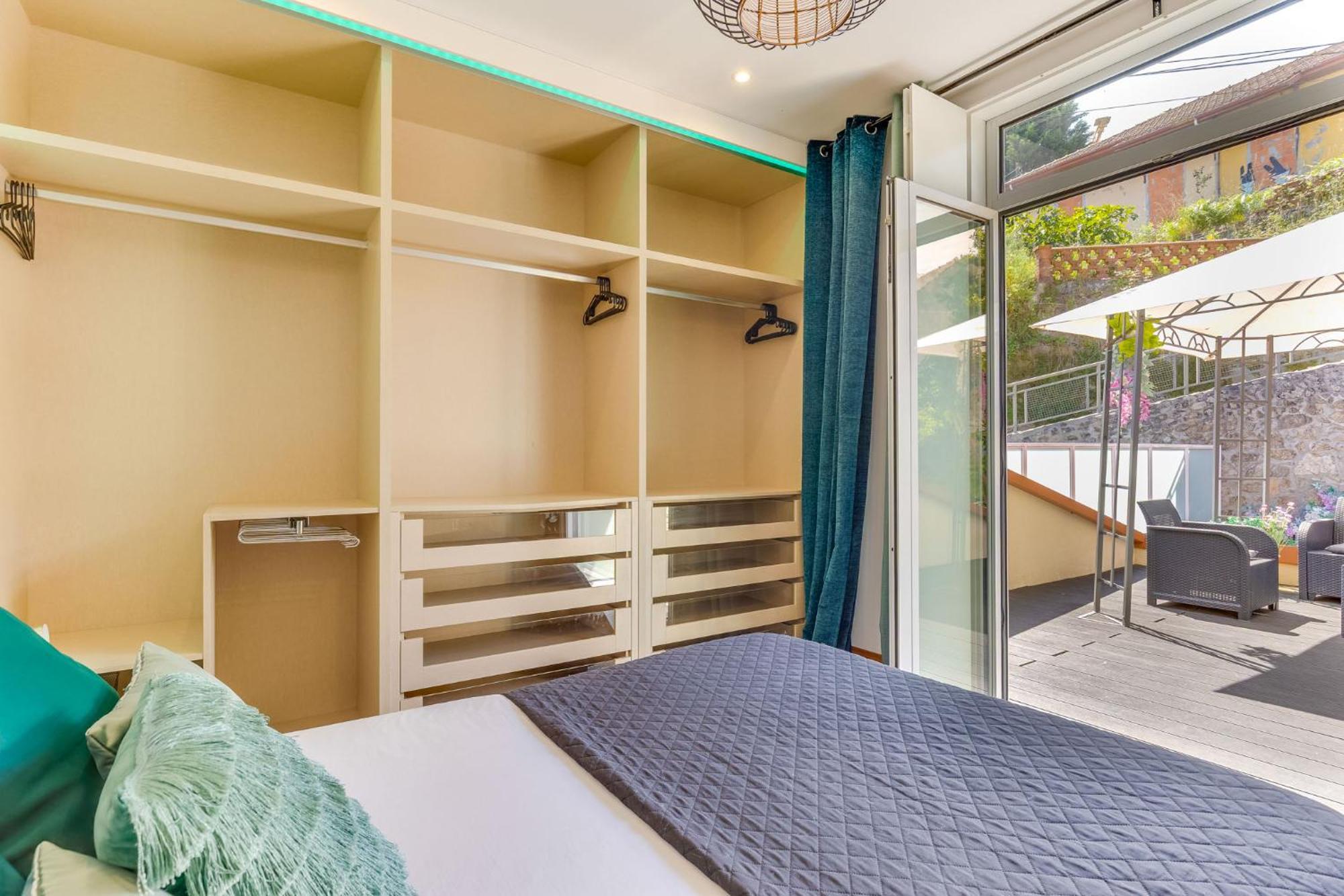 Cozy Nest Hostel Porto Ngoại thất bức ảnh