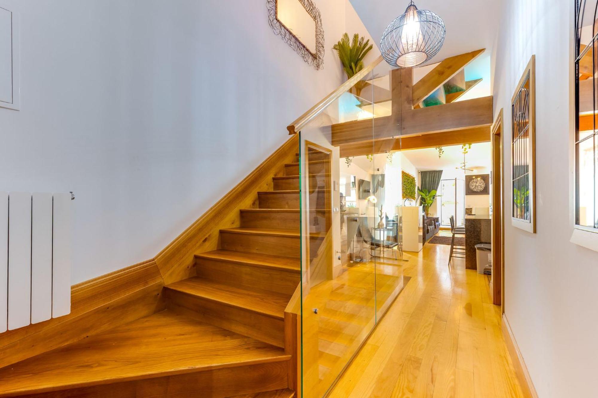 Cozy Nest Hostel Porto Ngoại thất bức ảnh