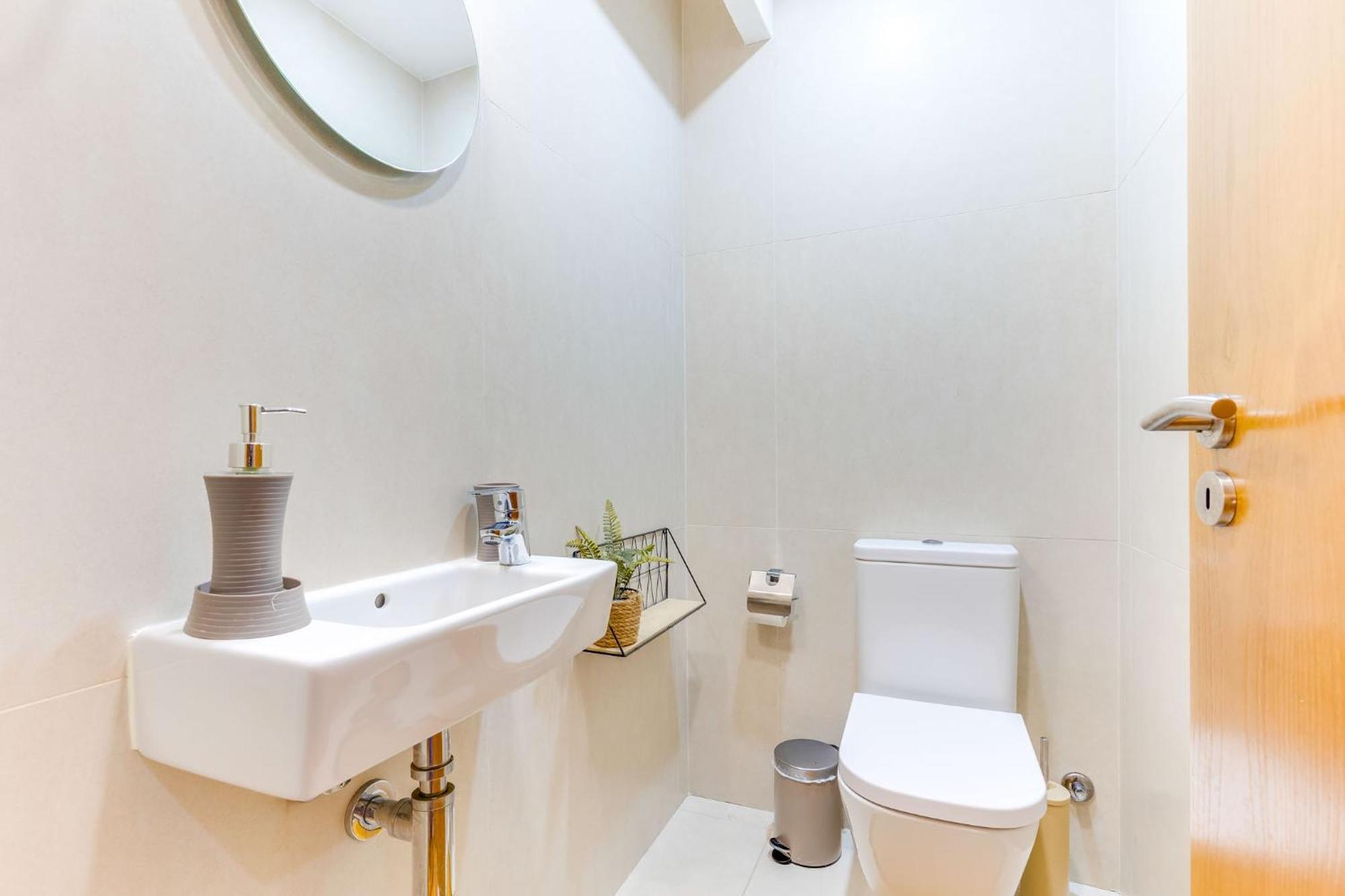Cozy Nest Hostel Porto Ngoại thất bức ảnh