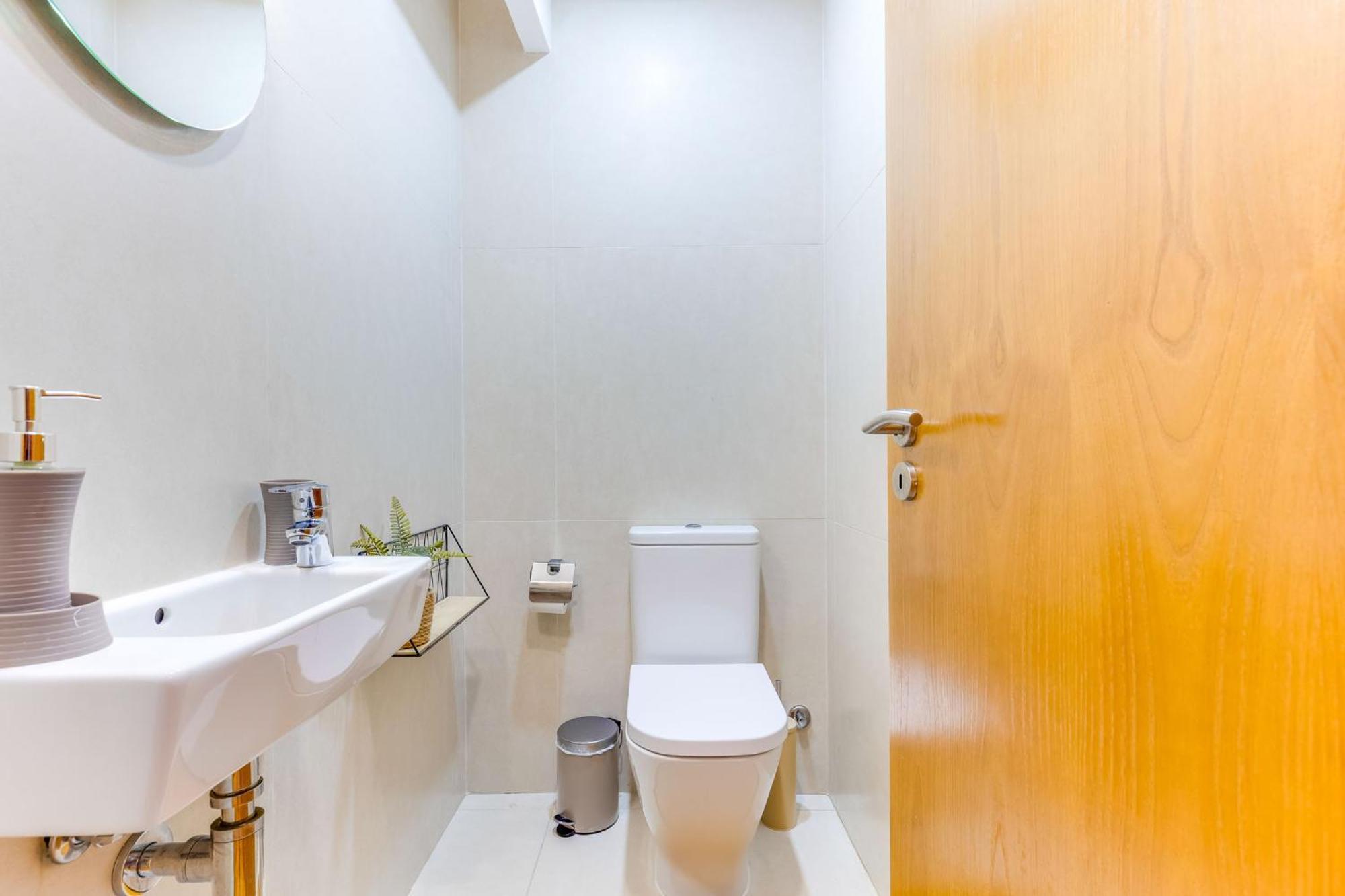 Cozy Nest Hostel Porto Ngoại thất bức ảnh